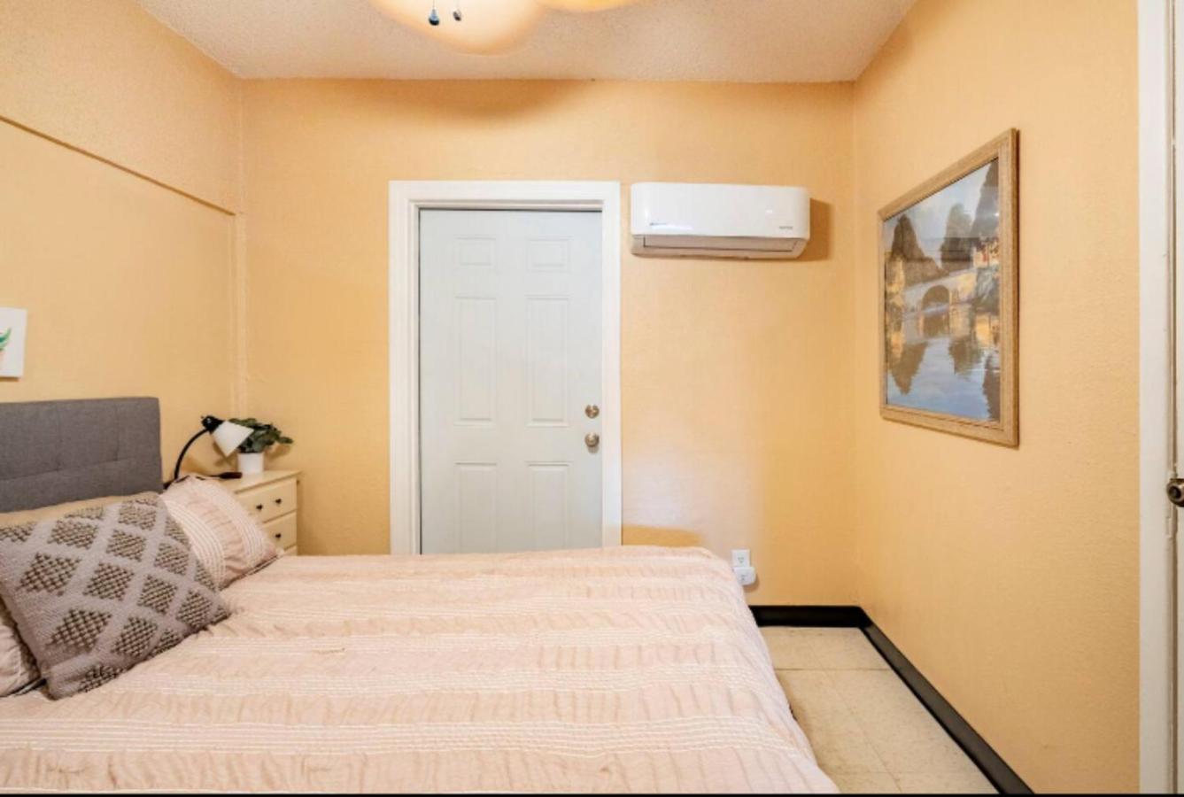 3-Bed Bungalow Walk To Historic Downtown Сенфорд Екстер'єр фото